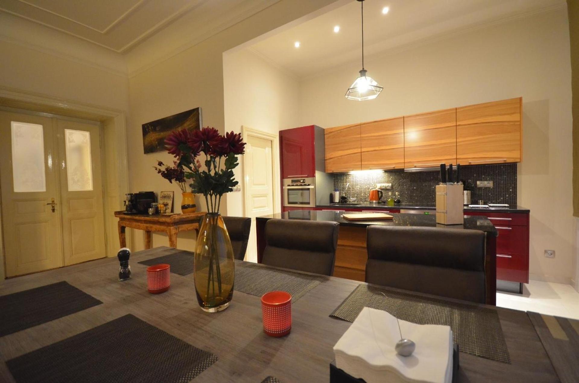 Appartamento Fuer 3 Personen Und 2 In Prag *